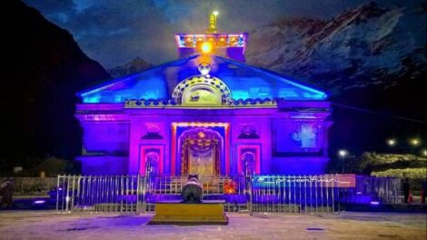 फूलों और रोशनी से जगमग रहेगा केदारनाथ